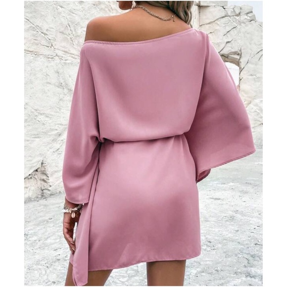 013 One Shoulder Kimono Sleeve Belted oversized Dress - Picture 4 of 5